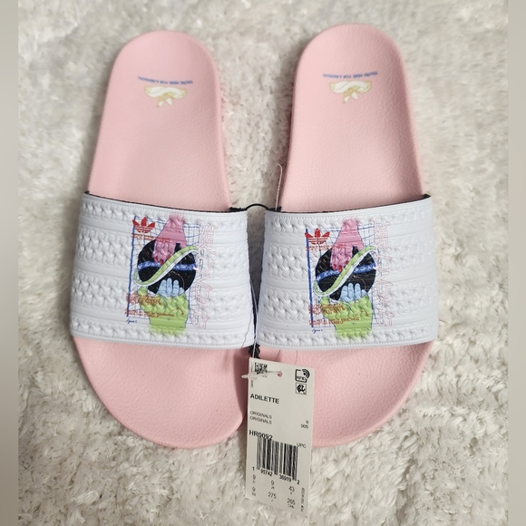 BNWT Adidas Adilette Slides - Picture 1 of 4